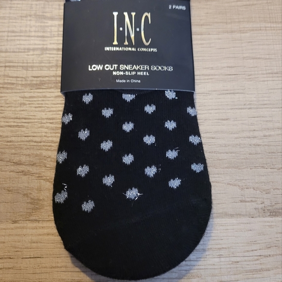 SOLD - INC International Concepts INC 2-Pk. Printed Liner Socks - Picture 2 of 5